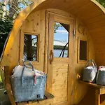 Doppelhaushaelften Im Naturresort *